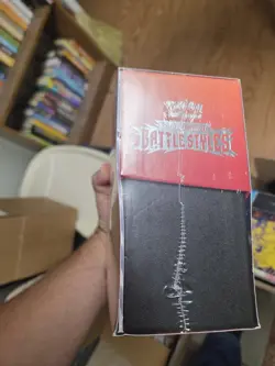 Pokemon TCG - Battle Styles Elite Trainer Box - ETB - Factory Sealed - Image 2