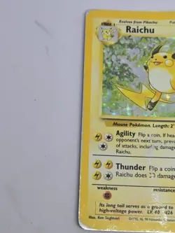 Raichu 014/102 Base Set Holo Unlimited Vintage Pokemon Tcg Card MP - Image 2