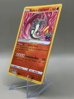 Radiant Charizard 011/078 Pokemon GO Holo - Image 4