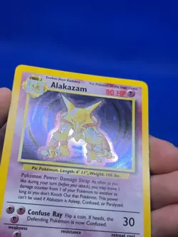 VTG 1999 Pokemon Base Set Unlimited Alakazam 1/102 Holo Rare NM -1 - Image 4