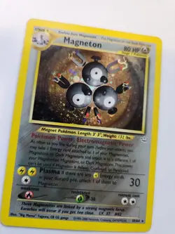 Magneton Neo Holo Base Pokemon Card WOTC - Image 4