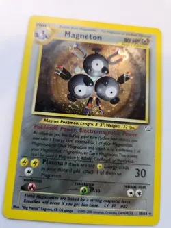 Magneton Neo Holo Base Pokemon Card WOTC - Image 5