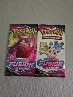 Pokemon TCG Fusion Strike Booster Pack - 10 Cards Plus A Fun Pak - Image 1