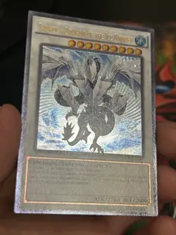 Yugioh Trishula, Dragon of the Ice Barrier AP08 - EN001 Ultimate Rare Near Mint - Image 4