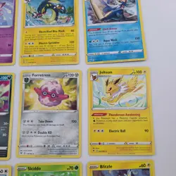 2020 Pokemon Card Lot Of 12 Series 185 - Image 5