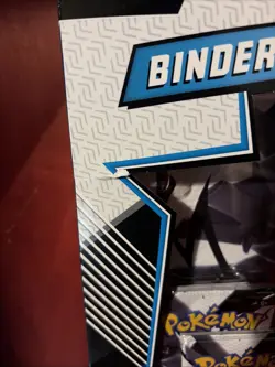 Pokemon TCG Scarlet & Violet 10.5 Black Bolt Binder Collection Box - IN HAND!! - Image 3