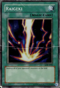 Raigeki - Super Rare LOB-E042 - DMG. - YuGiOh - Image 1