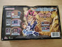 Konami Yu-Gi-Oh! 1,000 Card Lot W/ Playing Mats and Manual - Image 2