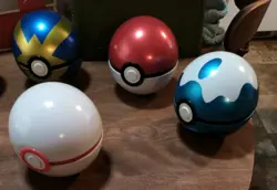 Pokeball Lot!! Pokemon Empty Tins! Great Shape!! See Photos!! Make An Offer!!! - Image 4