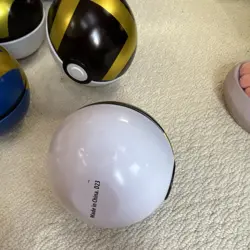 Pokemon TCG Poke ball tins empty - Image 5