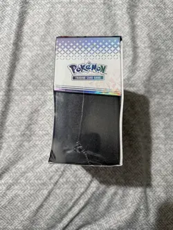 Pokemon TCG —Prismatic Evolutions Elite Trainer Box Eevee - Image 3