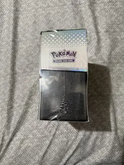 Pokemon TCG —Prismatic Evolutions Elite Trainer Box Eevee - Image 4