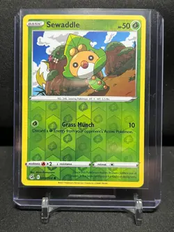 Sewaddle 009/264 Reverse Holo Pokemon 2021 Fusion Strike NM - Image 1