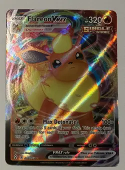 Flareon VMAX 018/203 Ultra Rare - Evolving Skies - Pokemon TCG - Image 1