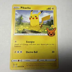 🎃⚡Pokemon TCG Evolving Skies Pikachu 048/203 NM/M Trick Or Trade 2022 - Image 1