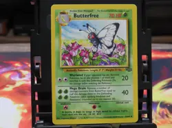 Butterfree 33/64 Jungle MP Pokemon Card WOTC Vintage Uncommon Kanto - Image 1