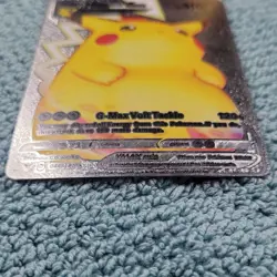 2020 Pokemon Pikachu VMAX Gold Fan Art Foil 44/185 Heavily Played - Image 3