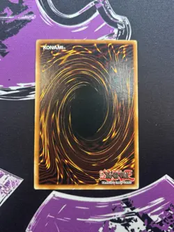 Yugioh Red-Eyes B. Dragon SDJ-001 Ultra Rare Unlimited NM - Image 2