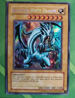 Blue-Eyes White Dragon BPT-009 Secret Rare Tin Promo 2003 DMG/CREASED Yu-Gi-Oh! - Image 1