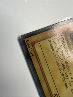 Yu-Gi-Oh! TCG Blue-Eyes White Dragon SDK-001 Ultra Rare Holo - Image 3