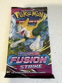 Pokemon TCG Fusion Strike Booster Pack - 10 Cards Brand New Sealed 820650809163 - Image 1
