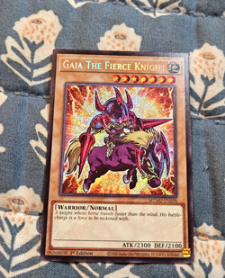 Gaia The Fierce Knight - Secret Rare - Chibi Maze of Muertos MZMU-EN058 - Yugioh - Image 1