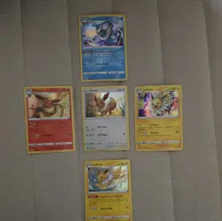 Pokemon TCG Eeveeloution 5-Card Lot Holo - Image 1