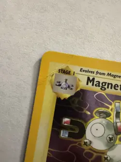 Pokemon - Magneton 11/62 Holo 1st edition - Fossil - Image 4