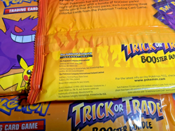 Pokemon Booster Bundle trick or trade 40 packs sealed 2022 - Image 3