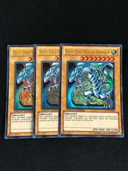 YUGIOH BLUE EYES WHITE DRAGON LC01-EN004 ULTRA PLAY/EDGEWARE X3 - Image 1