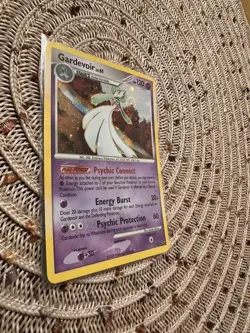 Pokemon Gardevoir TCG Platinum Holo Card 8/127 Rare - Image 3