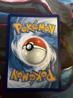 Pokemon TCG Gapejaw Bog Secret Rare Holo Gold 213/195 - Image 2
