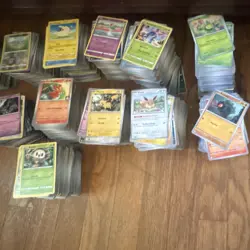 Pokemon TCG Mixed Modern Cards Bulk Lot. 500 cards. - Image 1