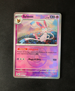 Pokemon Card - Sylveon 040/131 Master Ball Reverse - Prismatic Evolutions - NM ⭐ - Image 1