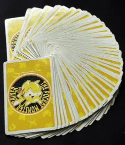 1998 Japanese poker yellow Pikachu deck playing cards Gengar Dragonite Eevee etc - Image 3
