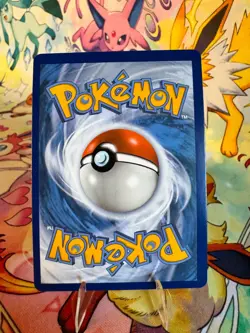 Pokemon TCG Kingler V 028/172 SWSH09 NM 2022 - Image 2