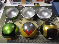 Lot of 3 Pokemon TCG Tins (EMPTY) Level ball, Dusk Ball, Ultra ball - Image 2