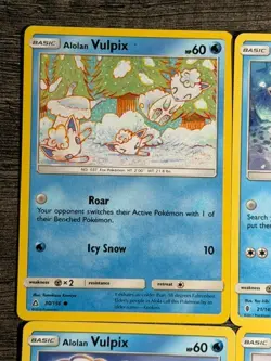 4 POKEMON NON HOLO ALOLAN VULPIX 30/156 + 21/145 + 27/147 + 39/236 + 53/214 LP - Image 2