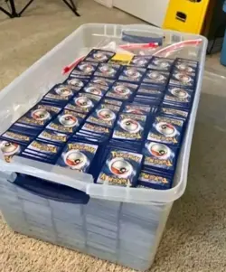 1000 Pokemon Card Bulk Lot Common Uncommon & 60 Holos FAST Shipping & Surprise! - Image 1