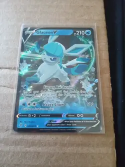 Pokemon TCG Glaceon V Evolving Skies 040/203 Holo Ultra Rare - Image 1