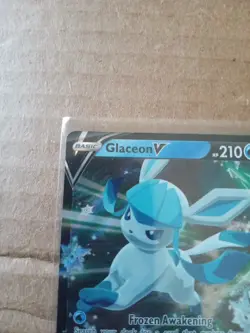 Pokemon TCG Glaceon V Evolving Skies 040/203 Holo Ultra Rare - Image 2