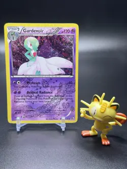 Gardevoir RC10/RC25 Pokemon Legendary Treasures: Radiant Collection Holo - LP - Image 1