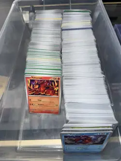 Pokemon TCG 2020 Sword & Shield Darkness Ablaze Mixed Bulk Card Lot English - Image 1