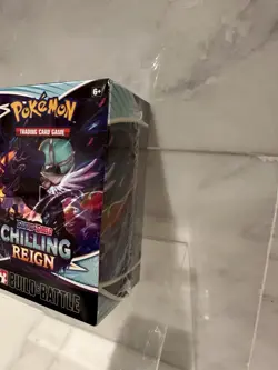 2021 Pokemon Sword & Shield CHILLING REIGN Build/Battle Box (Sealed) 820650808609 - Image 2