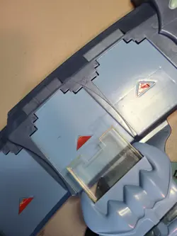 Yu-Gi-Oh Yugioh Chaos Duel Disk Card Launcher 1996 Kazuki Takahashi - Image 4