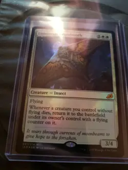 MTG IKORIA LAIR OF BEHEMOTHS LUMINOUS BROODMOTH MYTHIC RARE FOIL - Image 1