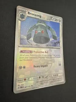 Bronzong 067/131 SV: Prismatic Evolutions Master Ball Pattern LP - Image 2
