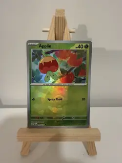 APPLIN (MASTER BALL PATTERN) 009/131 HOLO C SV: PRISMATIC EVOLUTIONS POKEMON NM - Image 1