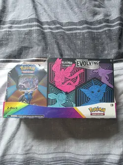 Pokemon TCG Evolving Skies Elite Trainer Box ETB And Tin New And Sealed - Image 1