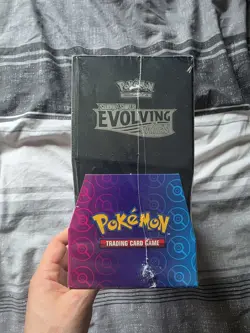 Pokemon TCG Evolving Skies Elite Trainer Box ETB And Tin New And Sealed - Image 3